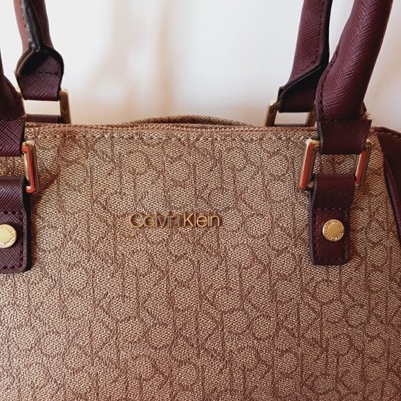 CALVIN Klein  Dome Satchel  Wide Zip Top Opening  Roomy interior - Picture 4 of 14